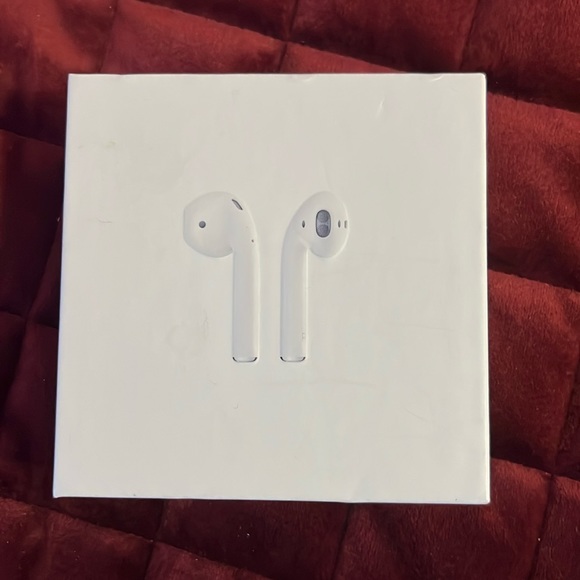 Used 2nd generation AirPods